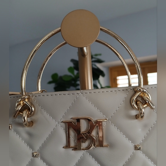 Badgley Mischka Tote Handbag in Cream - Picture 2 of 9